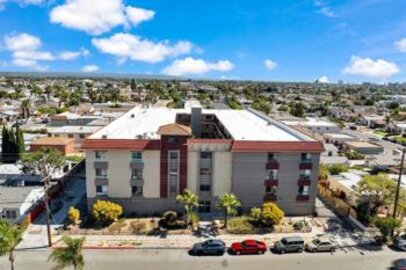 Elegant Monroe Manor Condominium Located at 3535 Monroe Avenue #23 was Just Sold